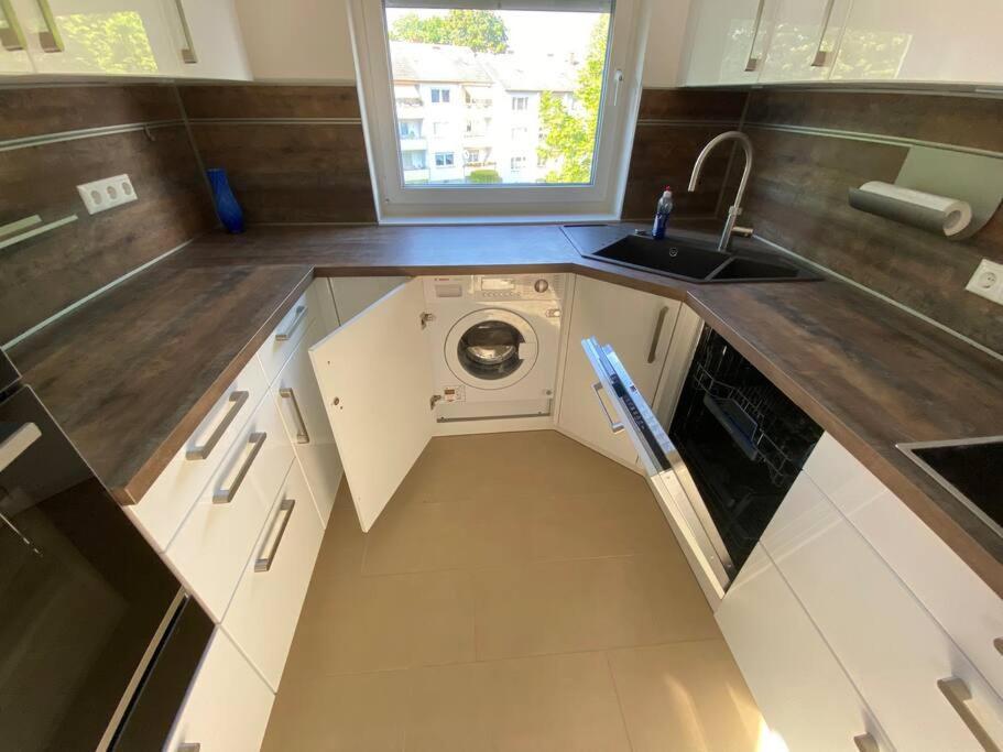 Luxury Apartment With Air Conditioning & Jaccuzzi Near Frankfurt Wiesbaden Hofheim am Taunus Εξωτερικό φωτογραφία