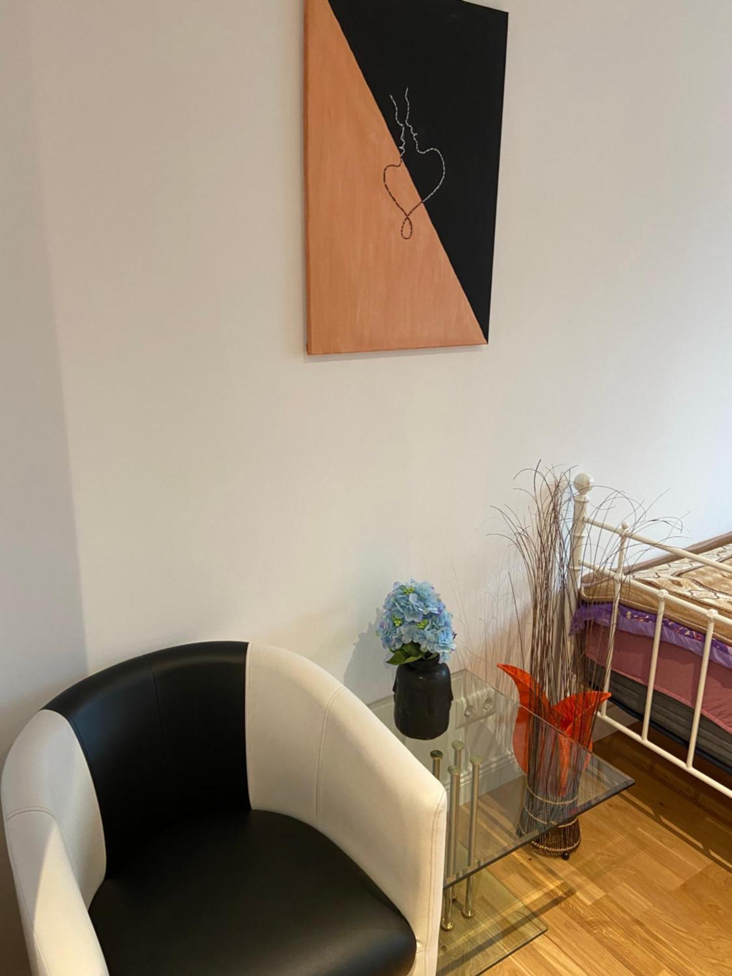 Luxury Apartment With Air Conditioning & Jaccuzzi Near Frankfurt Wiesbaden Hofheim am Taunus Εξωτερικό φωτογραφία