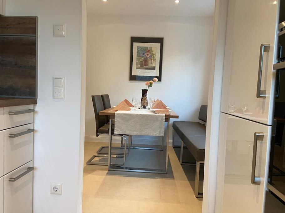 Luxury Apartment With Air Conditioning & Jaccuzzi Near Frankfurt Wiesbaden Hofheim am Taunus Εξωτερικό φωτογραφία